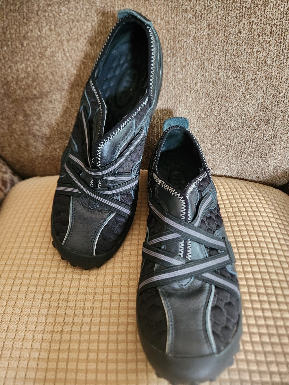 Black Slip-On Athletic PRIVO Shoes SIZE 7.5